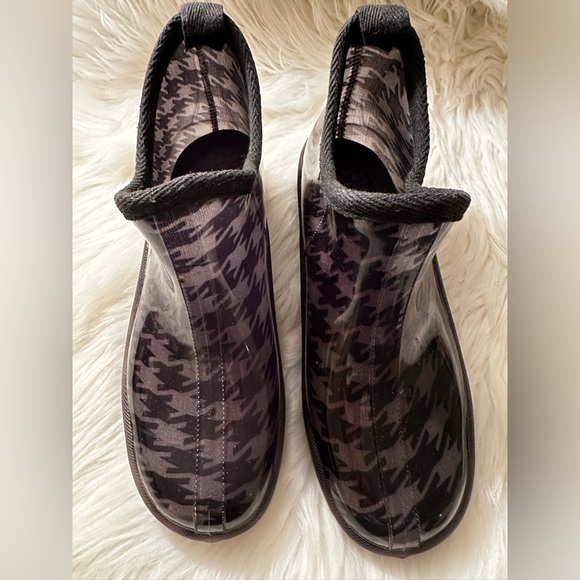 Capelli Houndstooth Print Waterproof Rain Slip On Shoes Heavy Tread - Picture 4 of 4